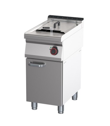 #8200 Fritéza el. 17 l  1111.20